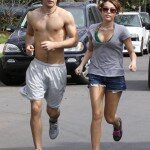 Miley Cirus Boobs Flopping Pic Miley Cirus Boobs Flopping Pic