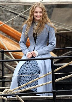 Mia Wasikowska as Alice Kingsley in Tim Burton's Alice in Wonderland Mia Wasikowska as Alice Kingsley in Tim Burton's Alice in Wonderland